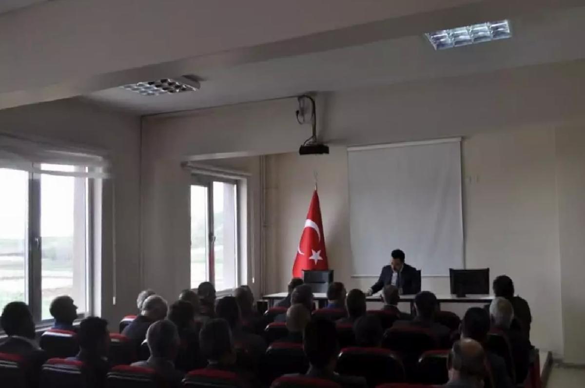 Akyaka’da Muhtarlar Toplandı