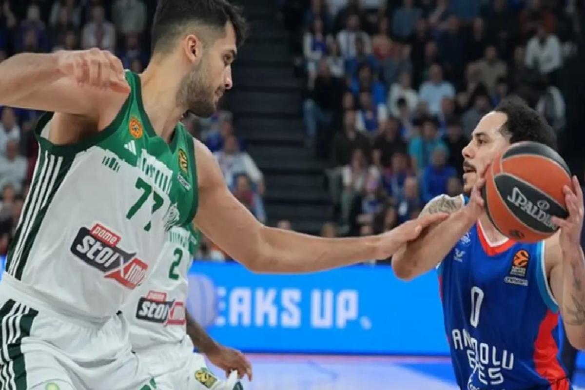 Anadolu Efes’in fevkalade geri dönüşü yetmedi