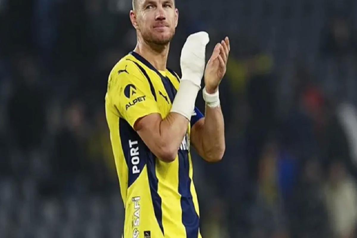 Edin Dzeko’nun geleceği için açıklama