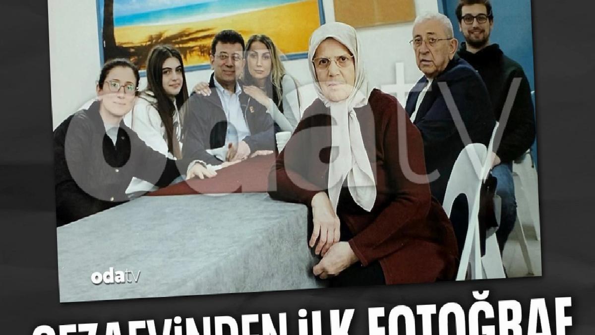 Ekrem İmamoğlu’nun cezaevinde ailesiyle çekilen fotoğrafı paylaşıldı
