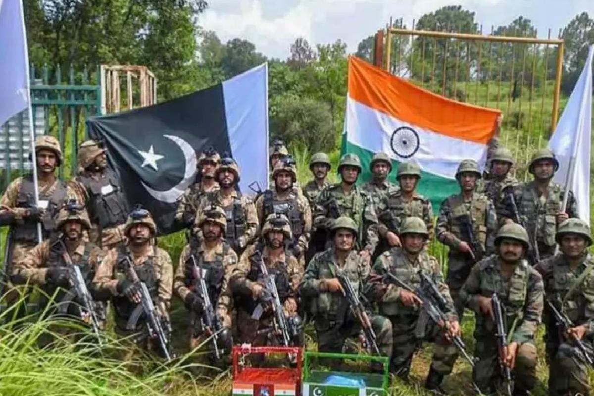 Hindistan, Pakistan Uçuşlarına Hava Alanını Kapatıyor