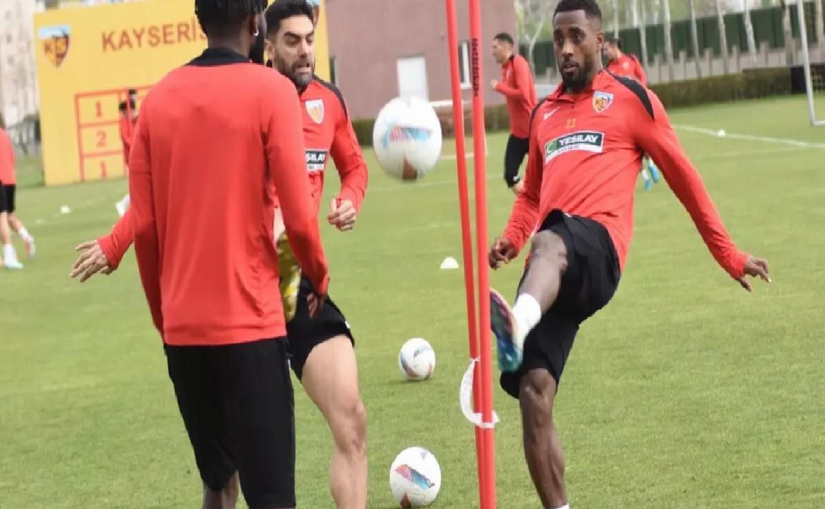 Kayserispor 5 Maç İçin Hazırlanıyor