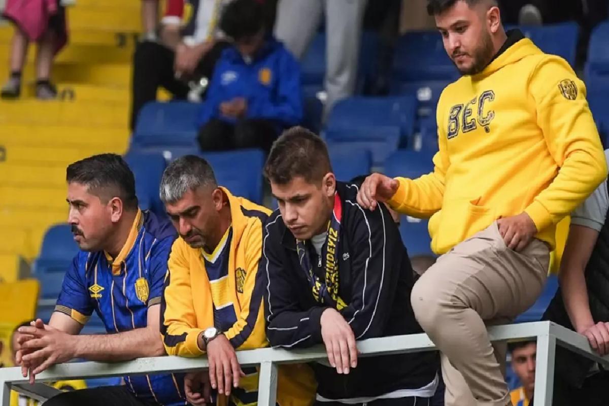 1. Lig’de görülmemiş olay! Yanlış gol anonsu evvel sevindirdi sonra da büyük hüzün yaşattı