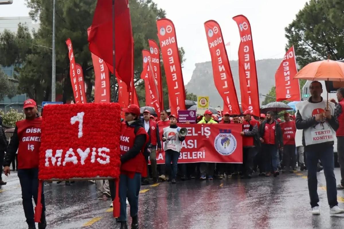 1 Mayıs Kutlamaları Tüm Kentlerde coşkuyla yapıldı