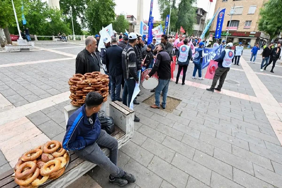 1 Mayıs Türkiye’de Coşkuyla Kutlandı