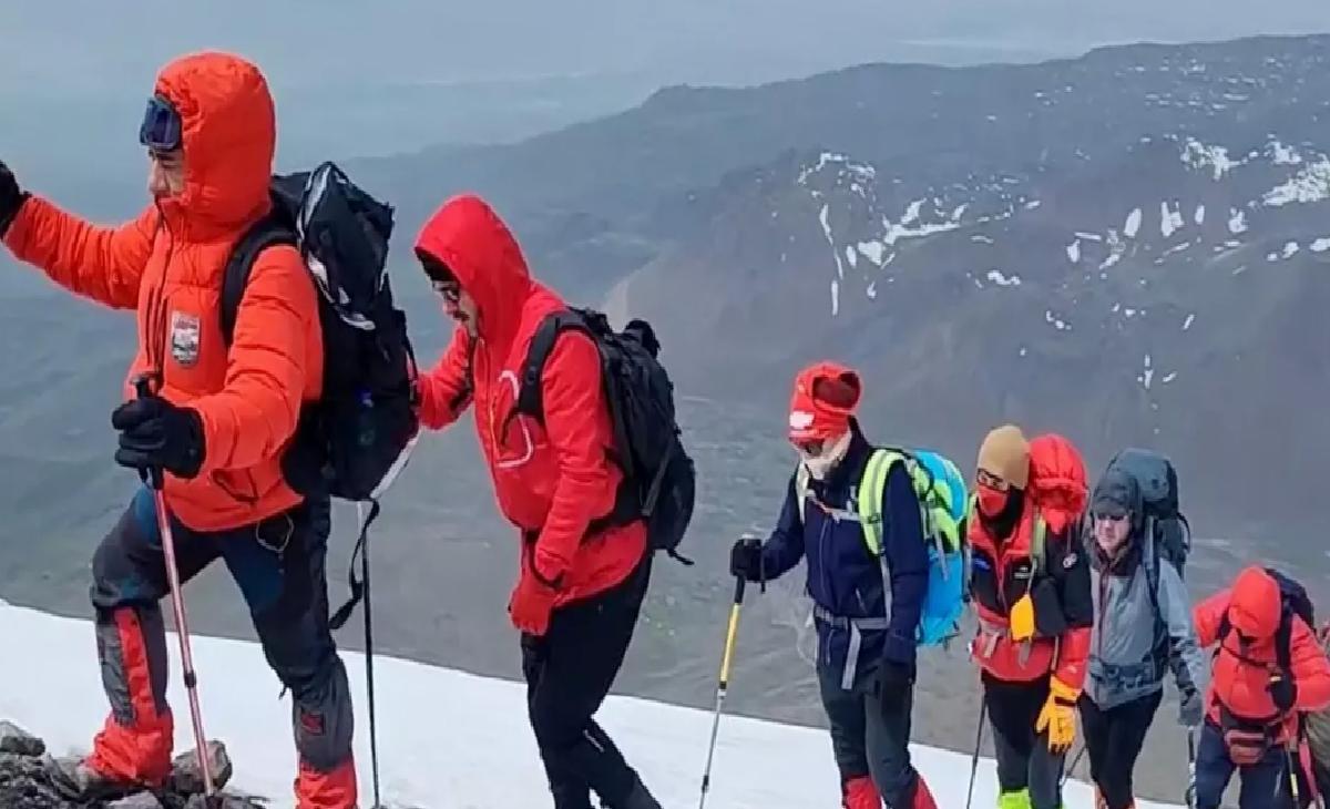 106 Dağcı 19 Mayıs’ı Küçük Ağrı’da Kutladı