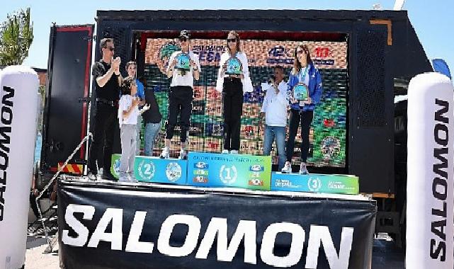 2 bin 606 atlet Salomon Çeşme Maratonu’nda koştu