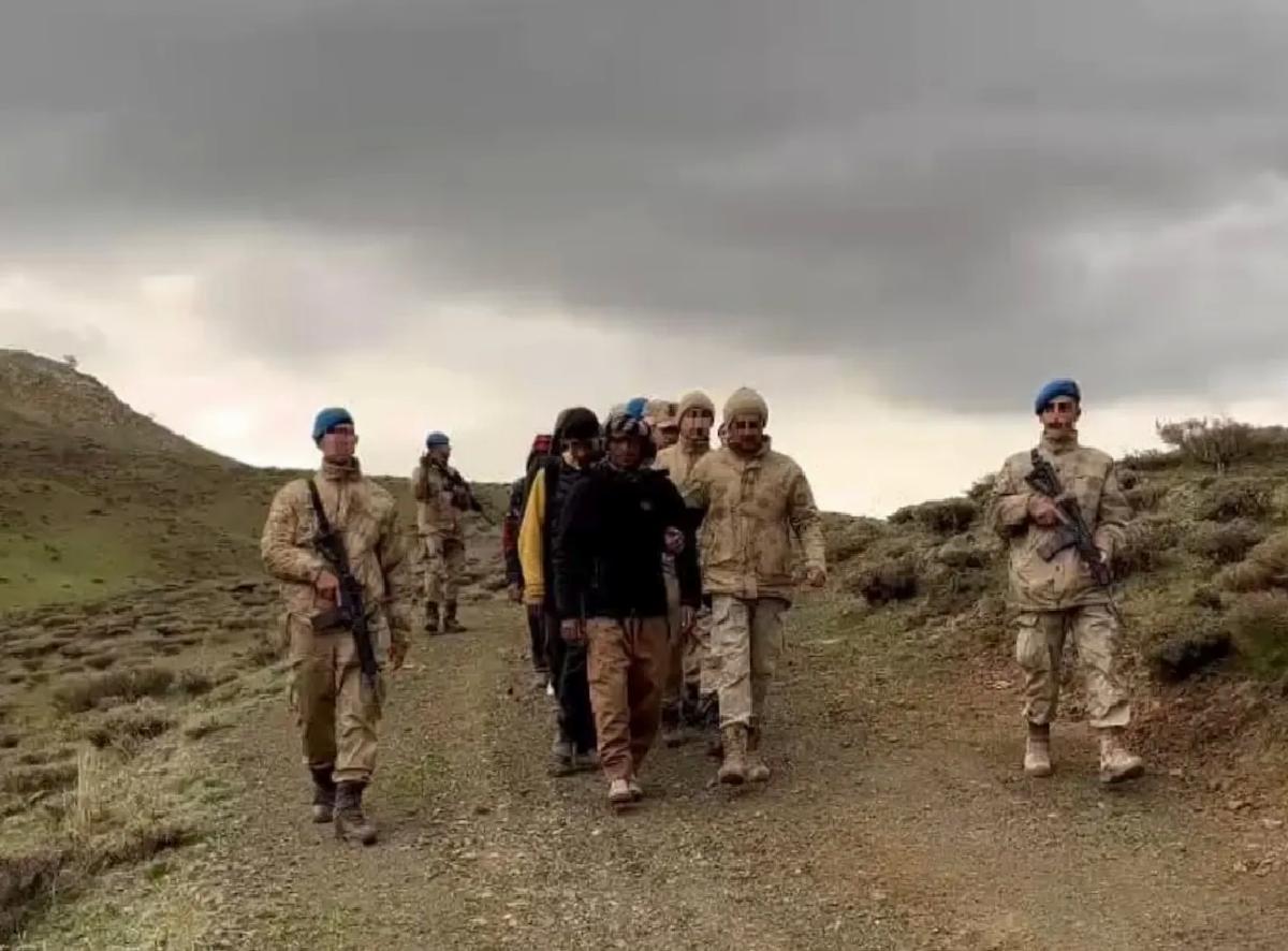 62 Sistemsiz Göçmen Erzurum’da Yakalandı