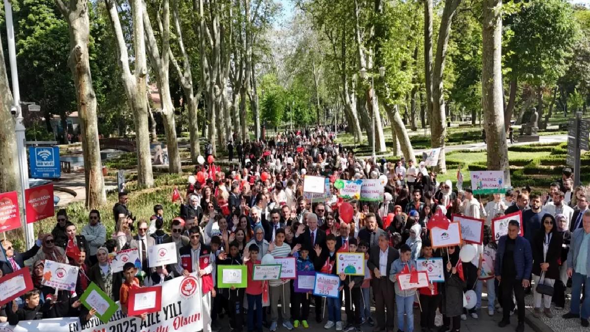 81 vilayette ‘Aile Yılı Yürüyüşü’ düzenlendi