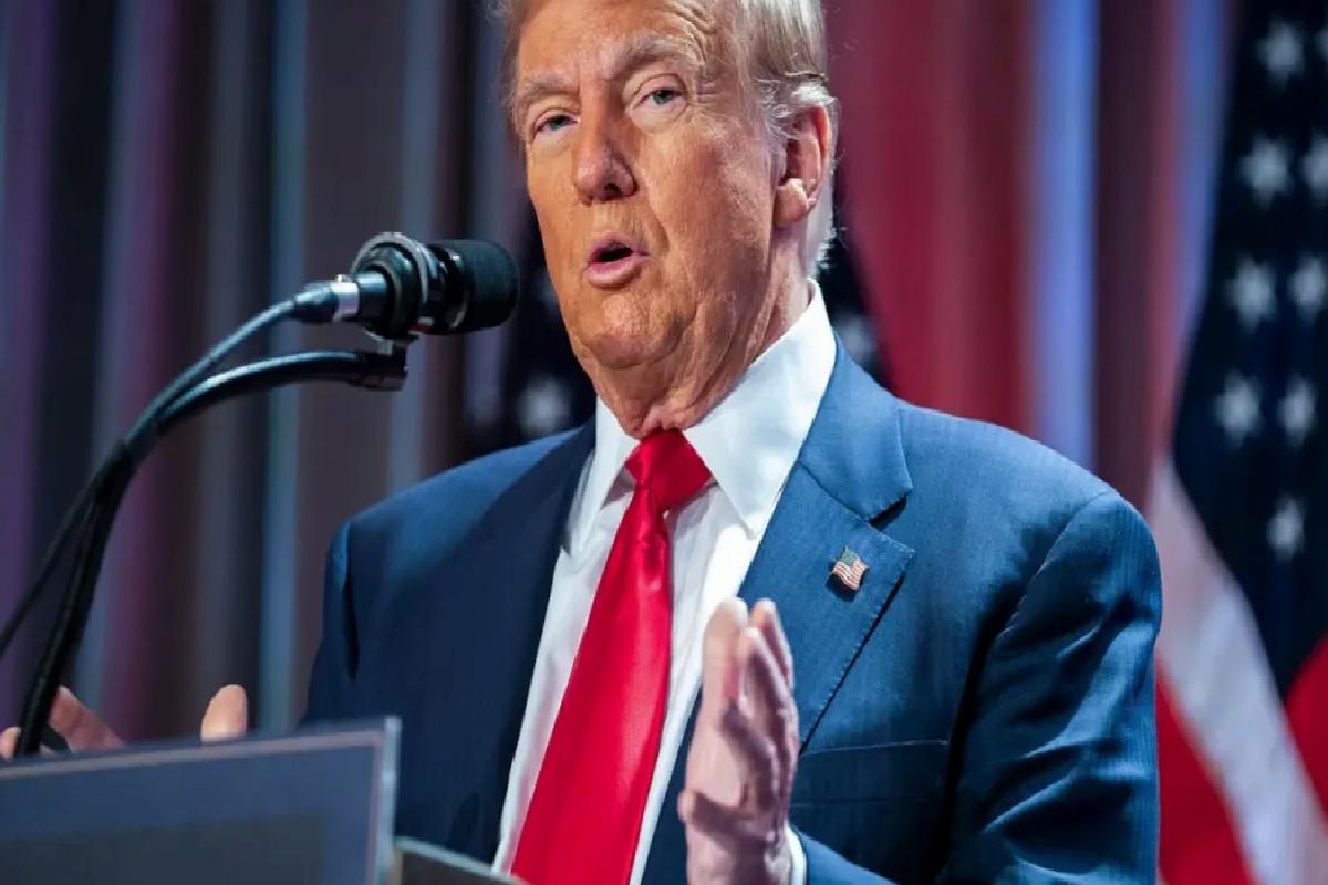 ABD Başkanı Trump: Pazartesi günü Putin ve Zelenski ile görüşeceğim.