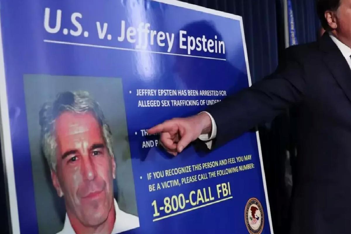 ABD’li bakan: Milyarder Jeffrey Epstein’in çocuk istismarı içeren on binlerce görüntüsü var
