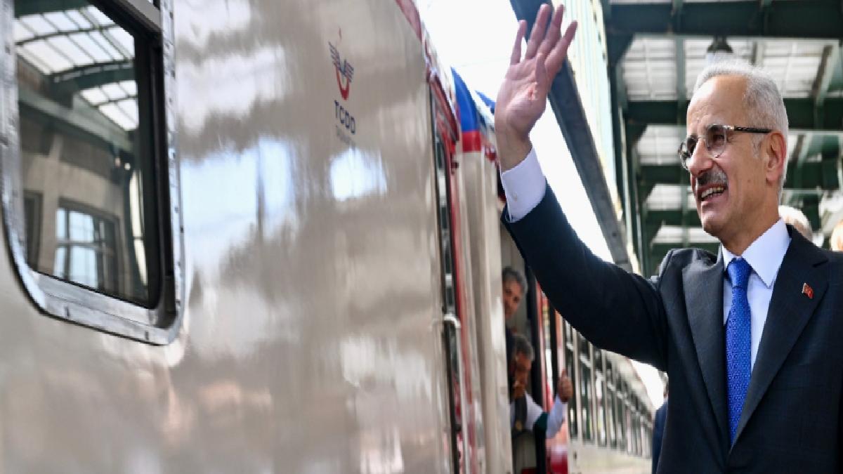 Abdulkadir Uraloğlu: Memleketler arası 2 turistik tren İstanbul’a geliyor