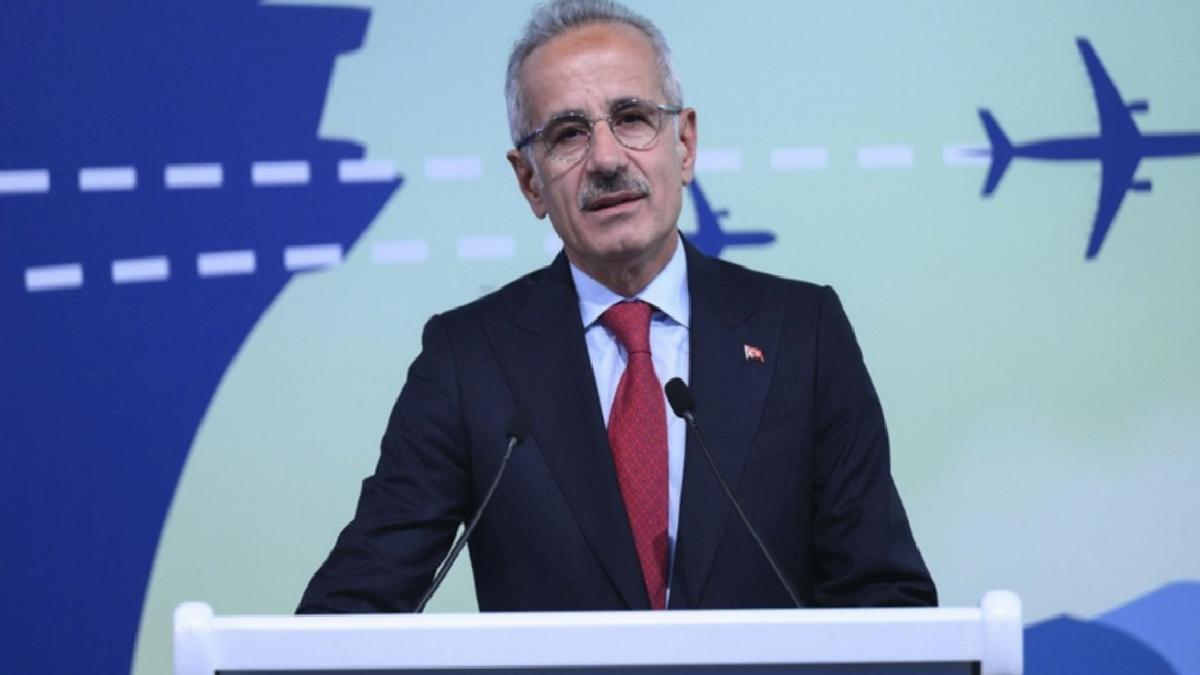 Abdulkadir Uraloğlu: Tüm vakitlerin en yüksek transit uçuş sayısına ulaştık