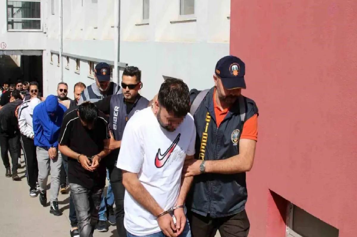 Adana’da Dolandırıcılık Çetesi Çökertildi