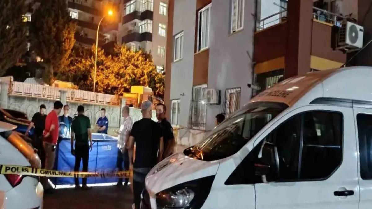 Adana’da Vahim Cinayet: Genç Bayan Bıçaklanarak Öldürüldü