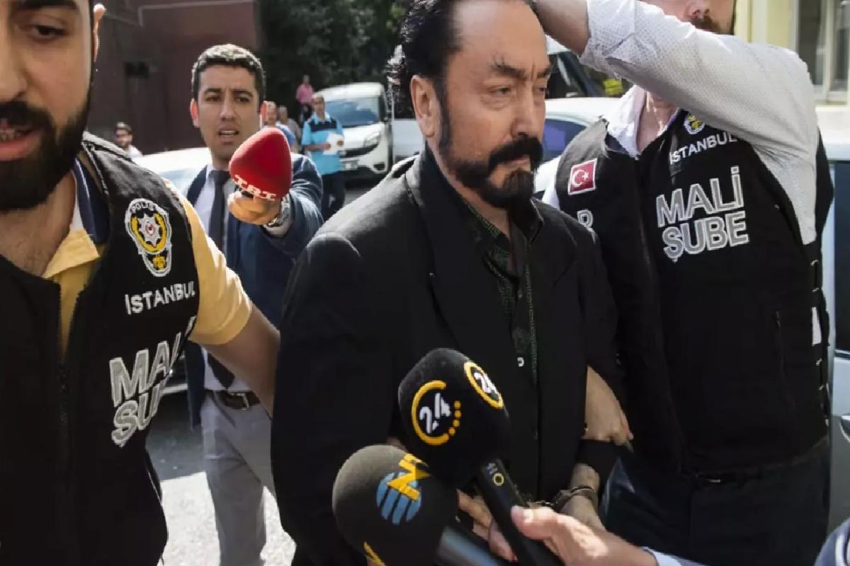 Adnan Oktar Davasında Beraat Kararı
