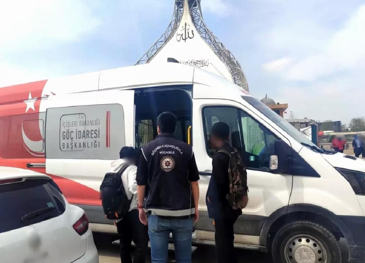 Afyonkarahisar’da Sistemsiz Göçmen Operasyonu