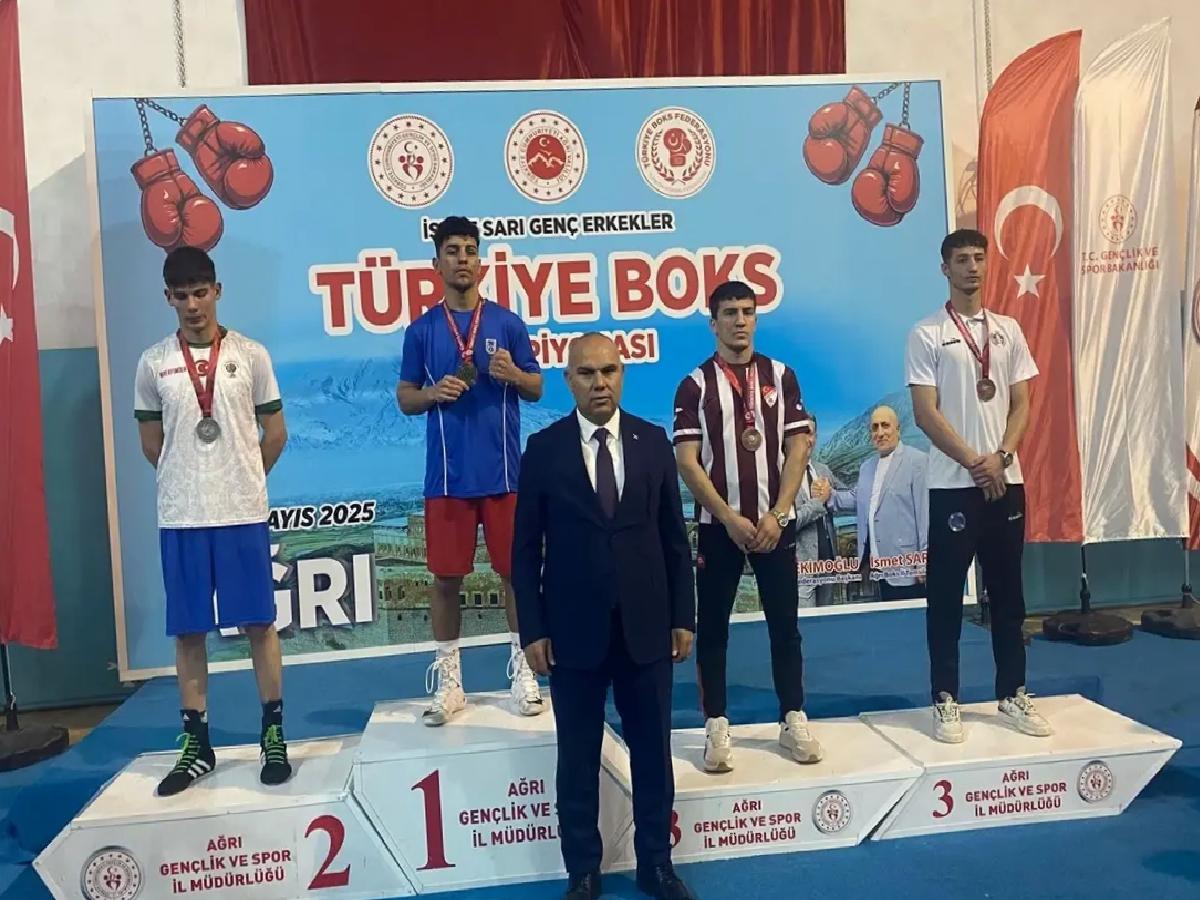 Ağrı’da Boks Şampiyonası Sona Erdi
