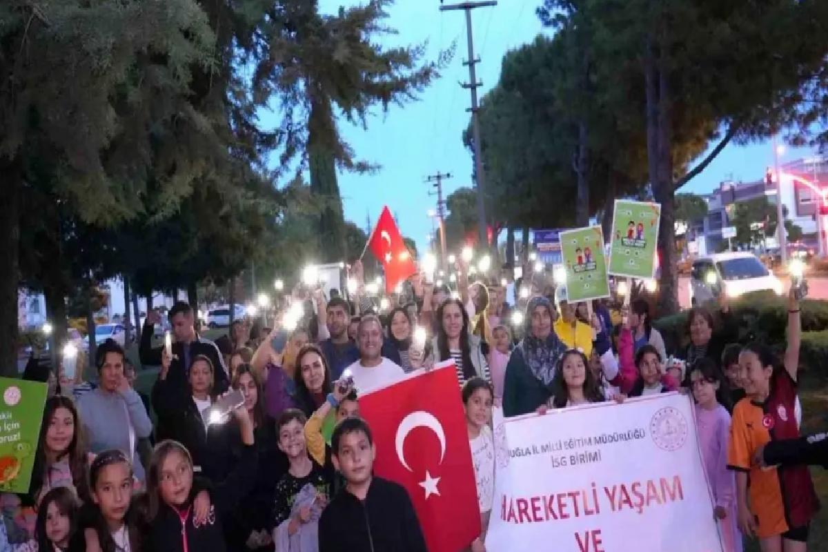 Aile Yılı İçin Farkındalık Yürüyüşü