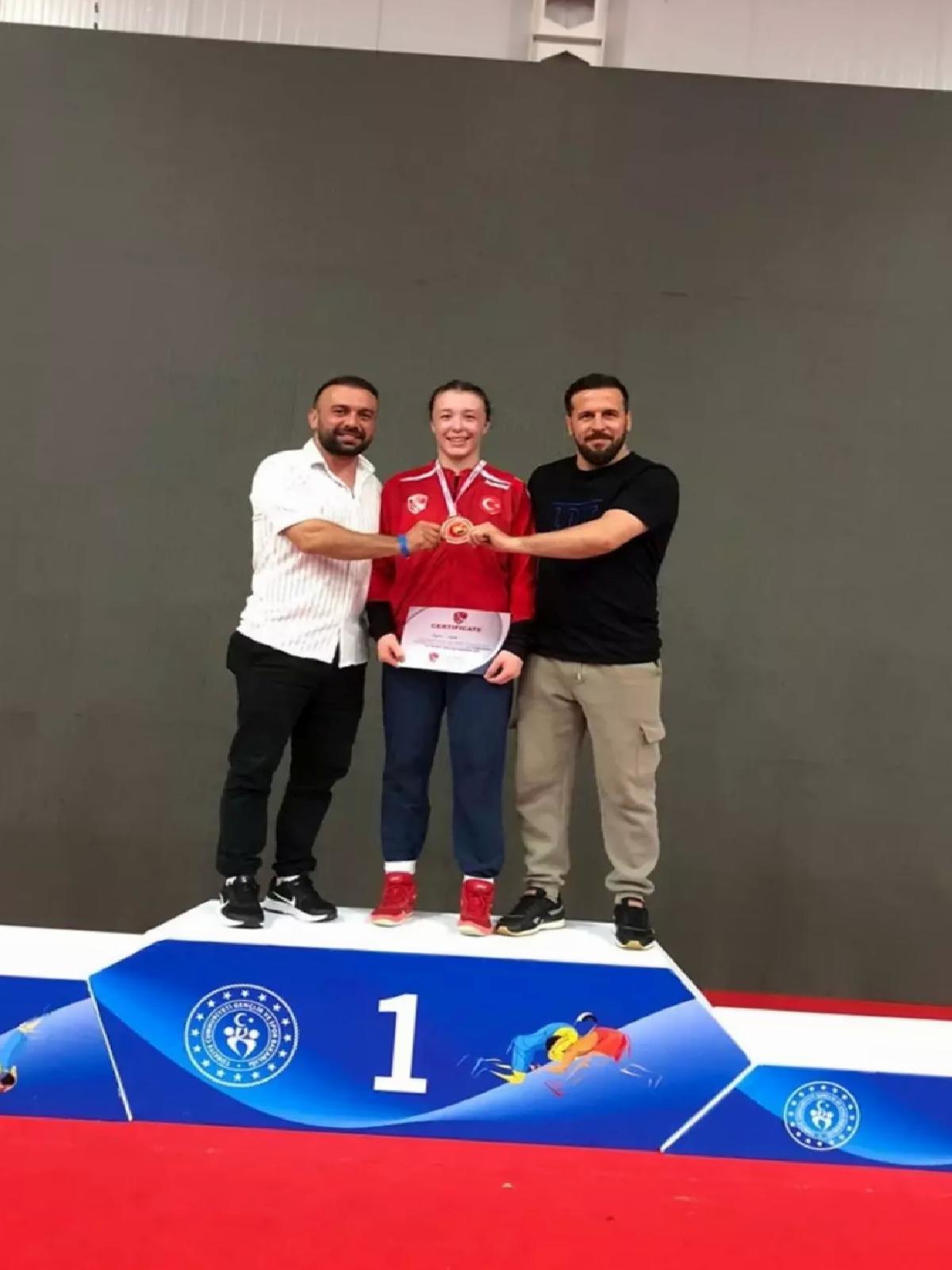 Aksiyon Engin Antalya’da Şampiyon