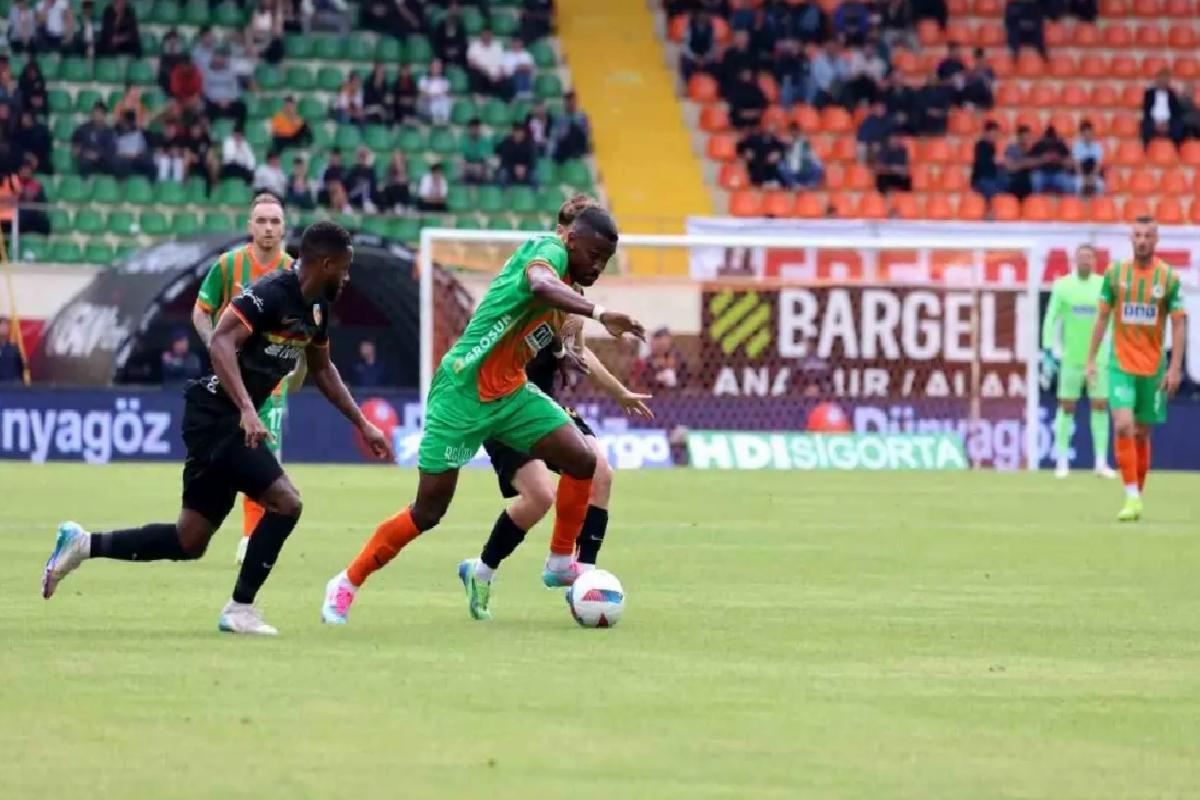 Alanyaspor, Kayserispor’u Birinci Yarıda Geçti