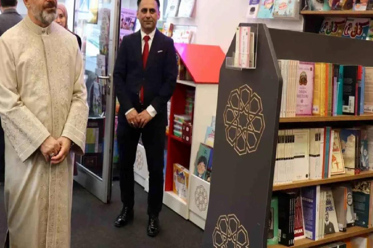 Ali Erbaş Viyana’da ATİB’yi Ziyaret Etti