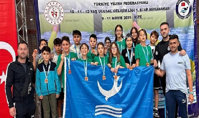 Aliağalı Yüzücülerden Madalya Gösteri, 16 Atlet 16 Madalya İle Döndü