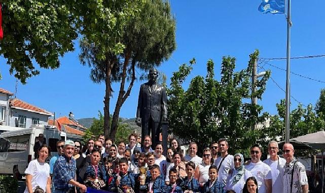 Aliağa’nın Yıldızlar Halk Oyunları Takımı Ege Bölge Birincisi Oldu