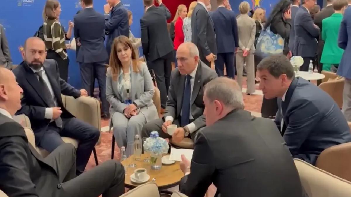 Aliyev ve Paşinyan Tiran’da Görüştü