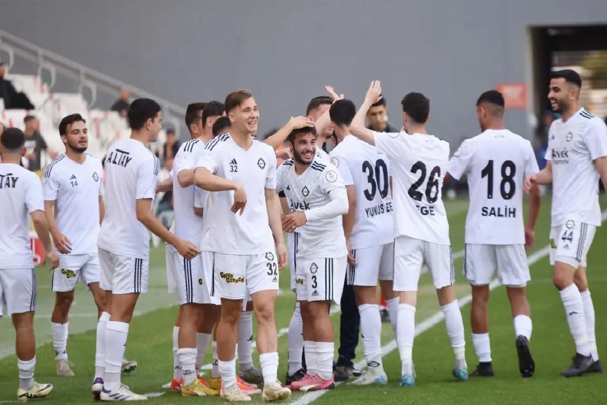 Altay, Gençlerle Galibiyetle Veda Etti