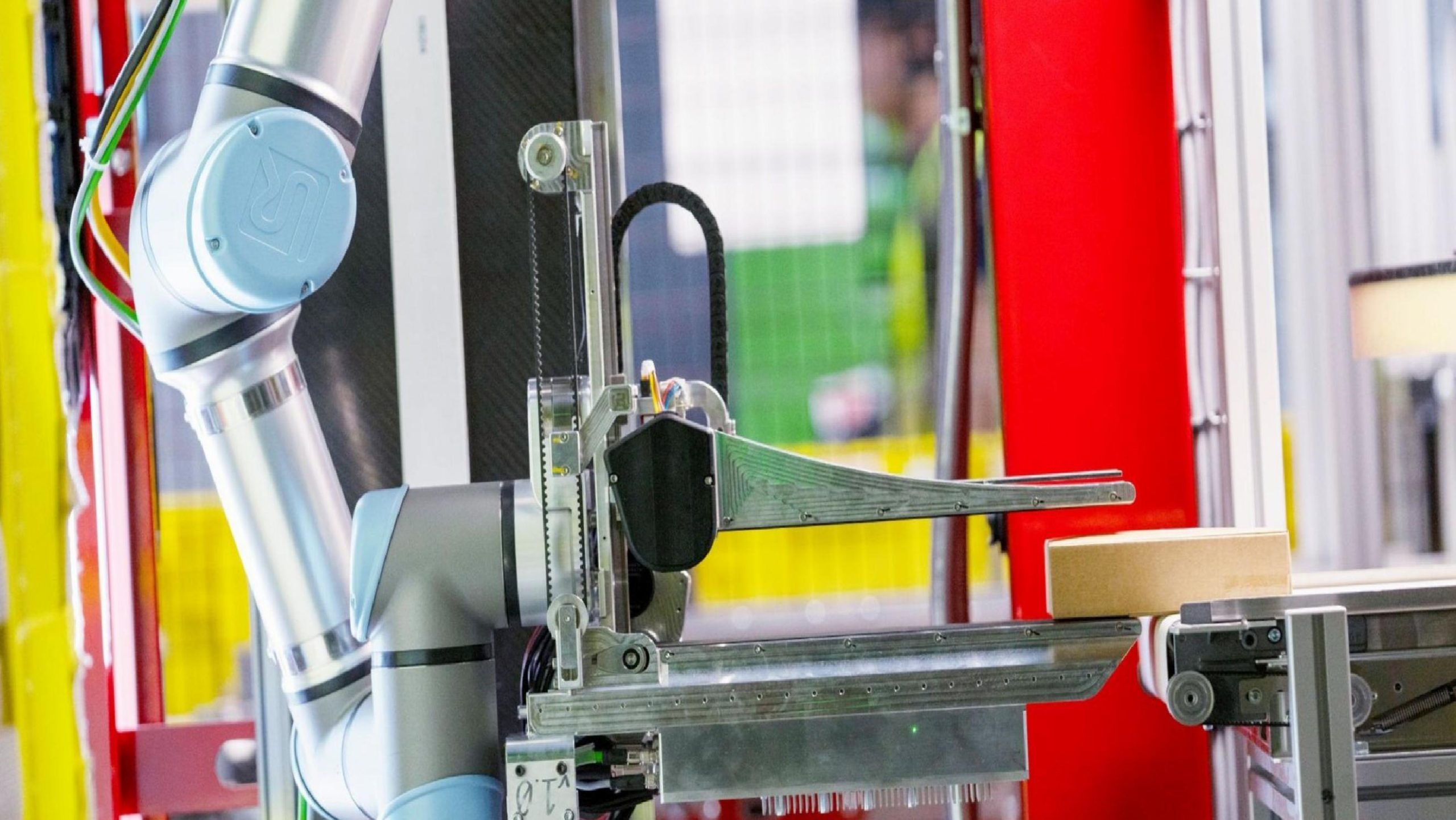 Amazon, beşerler üzere dokunmayı hisseden birinci robotu Vulcan’ı tanıttı