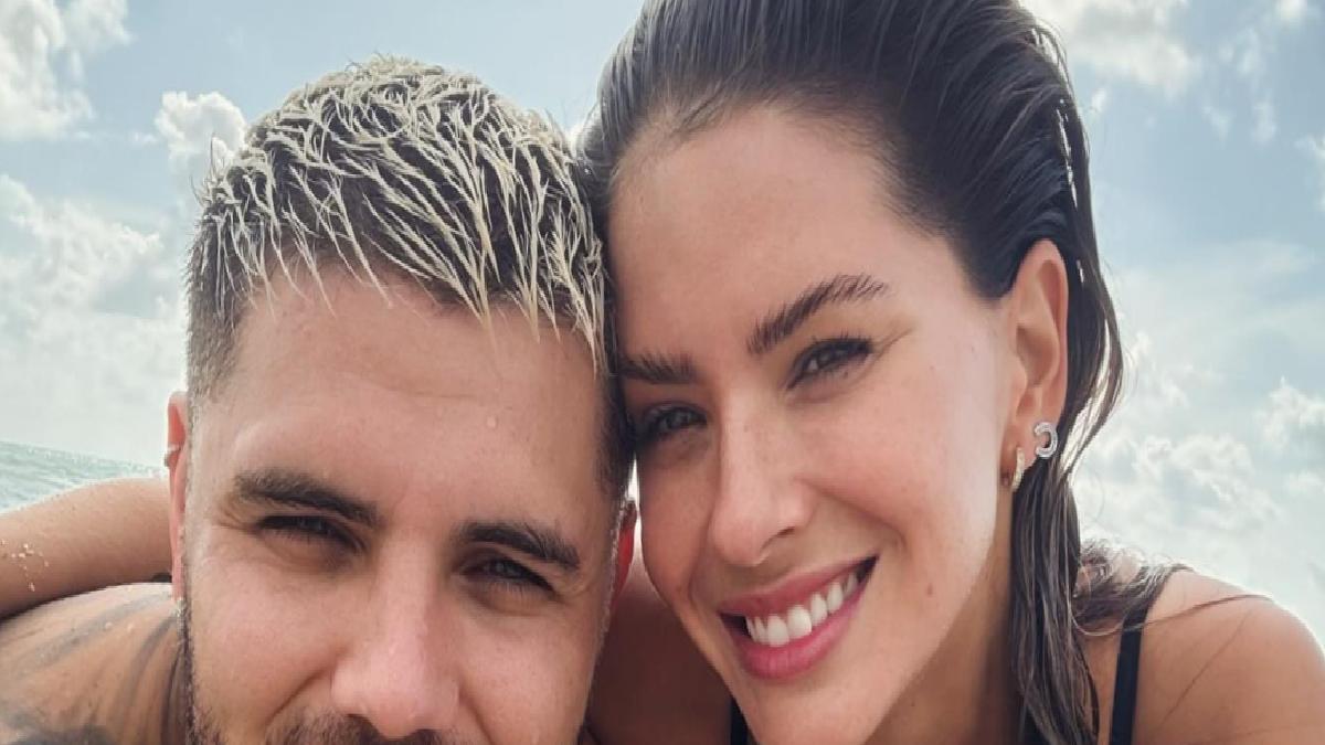 Amerika’da tatilde olan Mauro Icardi ve China Suarez’den yüzüklü fotoğraf geldi