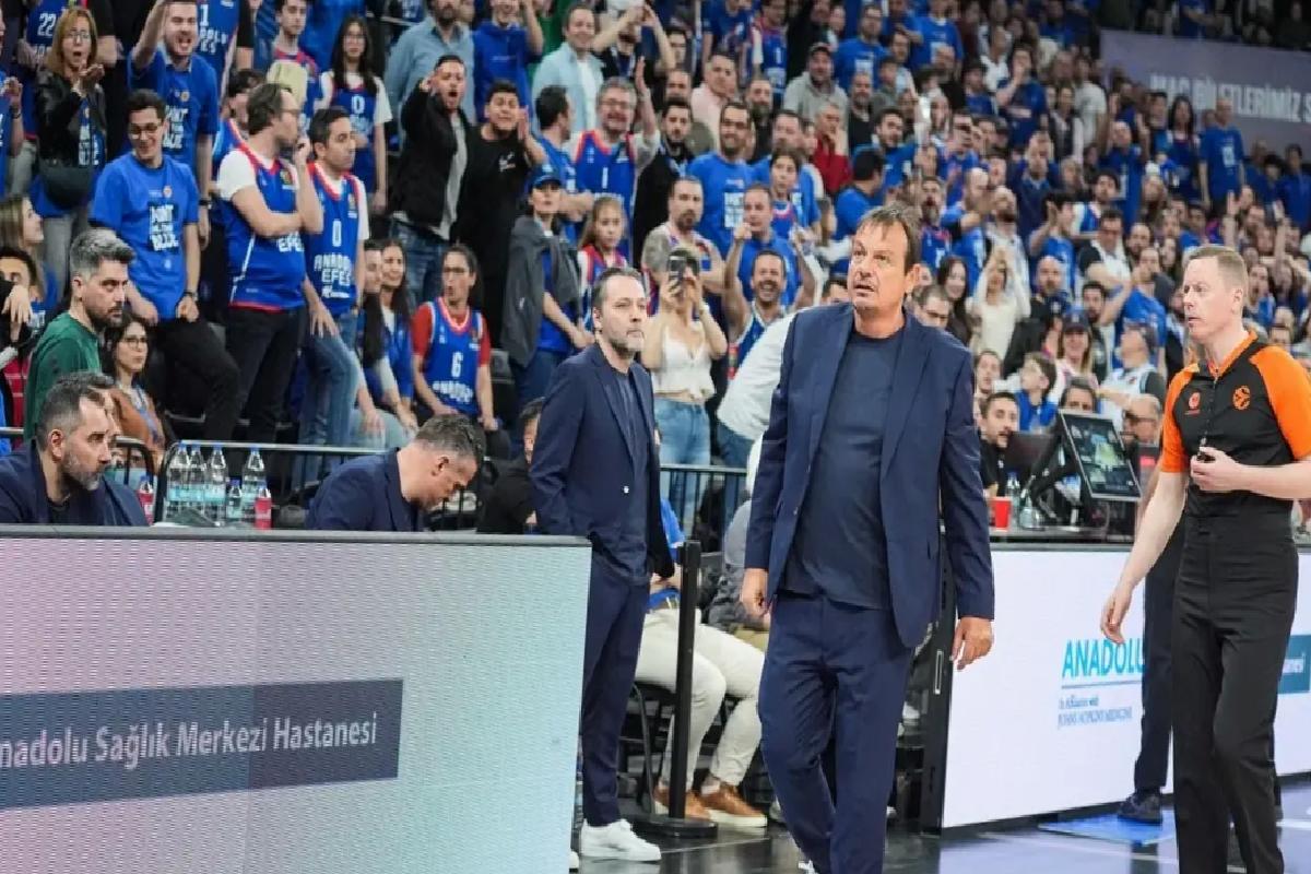 Anadolu Efes, Panathinaikos’u 85-82 yendi