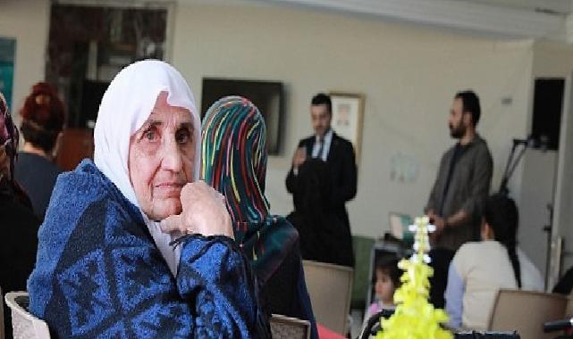 Anneler Günü’nde Huzurevi Sakinlerine Sürpriz Ziyaret