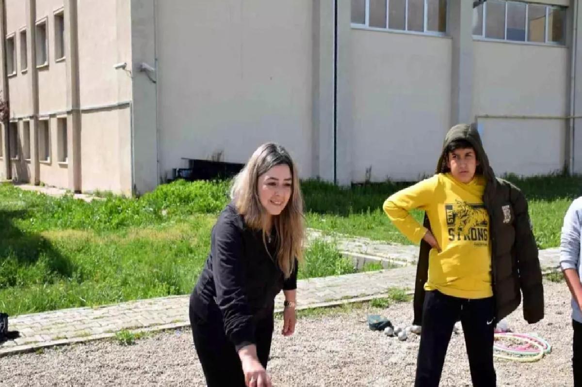 Annelerle Çocuklar Bocce Karşılaşmasında Buluştu