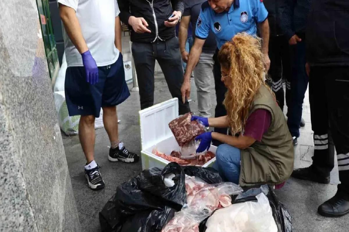 Antalya’da Adapsız Et Nakliyatı Engellendi: 300 Kilogram Et Ele Geçirildi