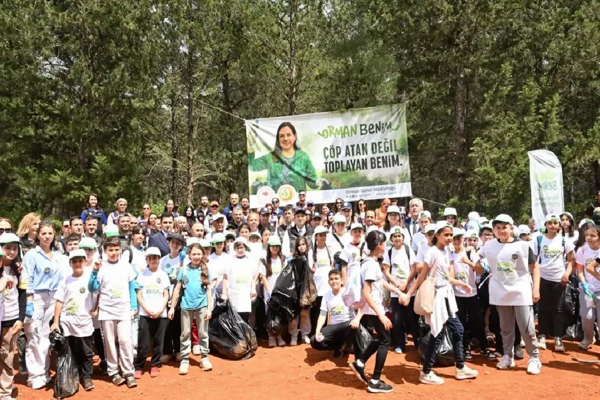 Antalya’da Orman Temizleme Aktifliği