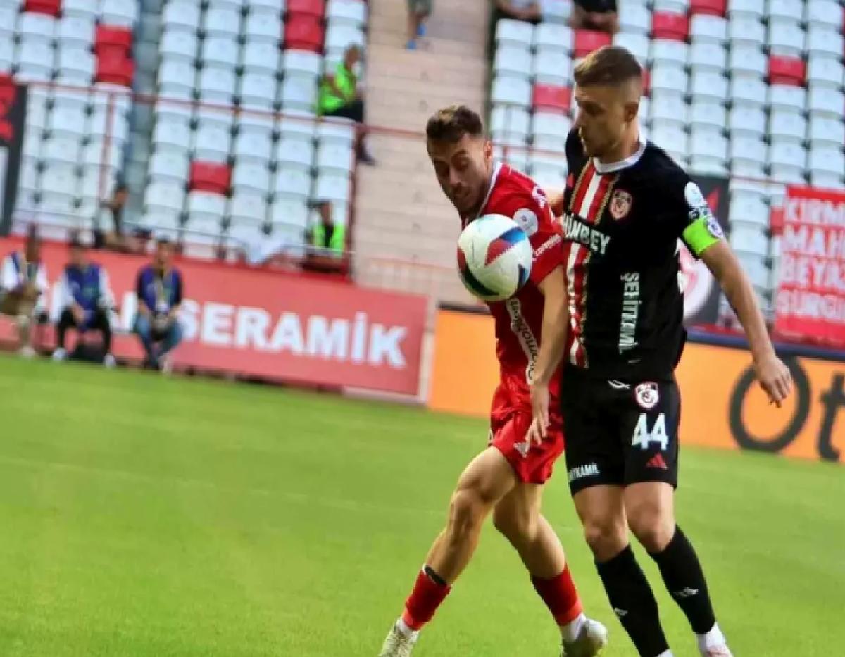 Antalyaspor ve Gaziantep FK Beraberliği Koruyor