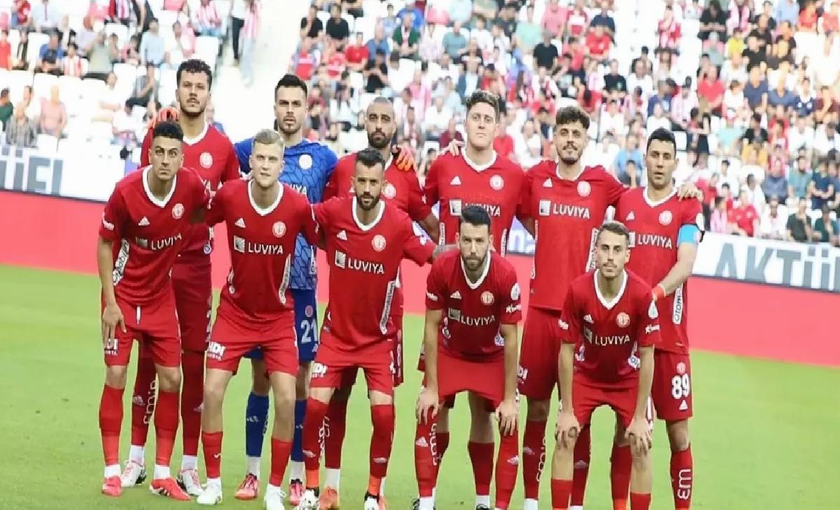 Antalyaspor ve Gaziantep FK Golsüz Berabere Kaldı