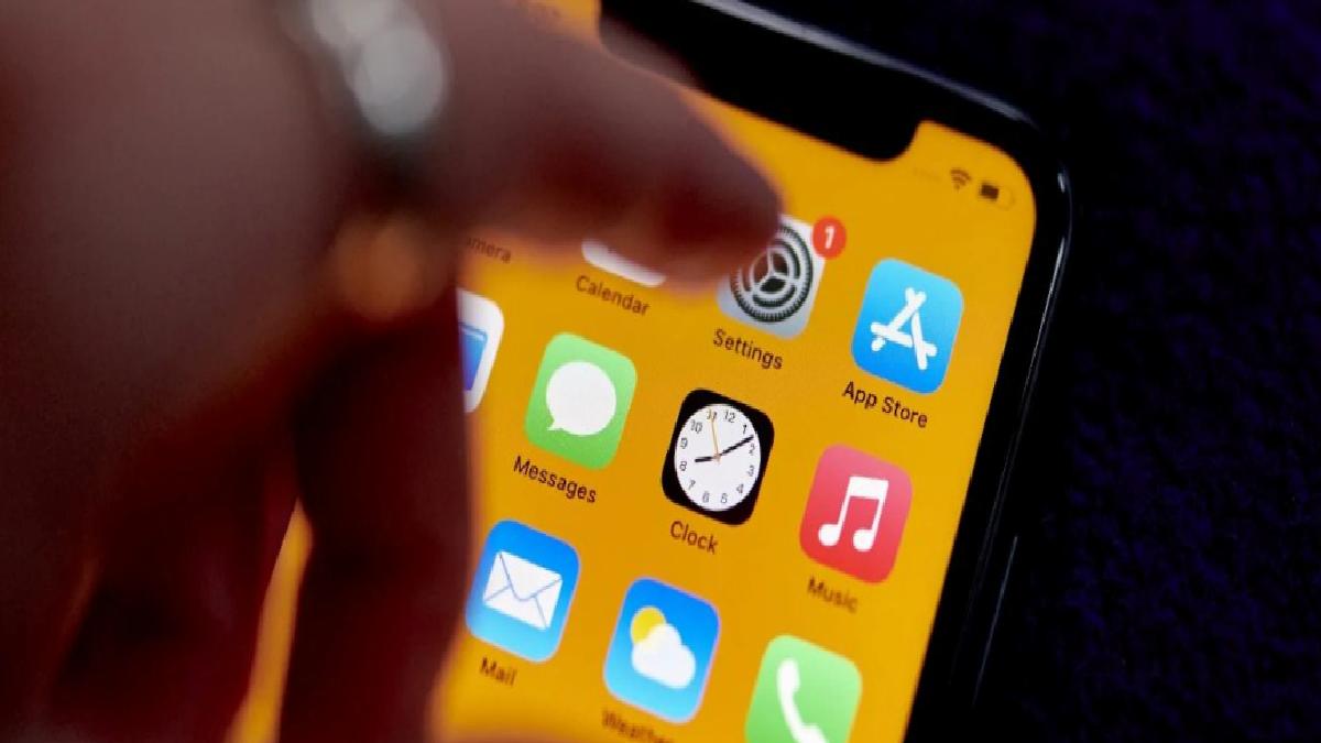 Apple’dan iPhone kullanıcılarına ikaz: İsrail casus yazılımı devrede