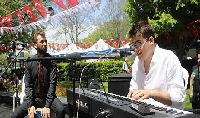 Aşık Veysel Manisiz Ömür Merkezi Kursiyerlerinden Harika Şov