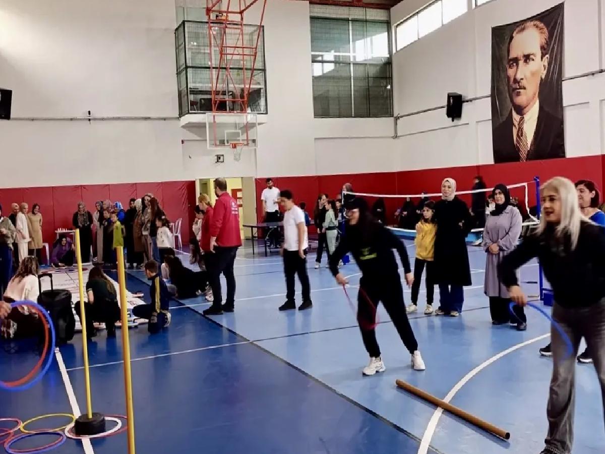 Ayancık’ta Anneler Günü aktifliği düzenlendi