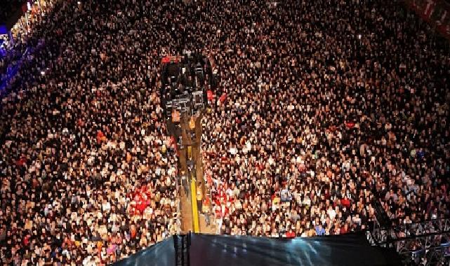 Aydın Büyükşehir Belediyesi, 19 Mayıs Atatürk’ü Anma, Gençlik ve Spor Bayramı’nı 40 Bin Aydınlıyla Kutladı