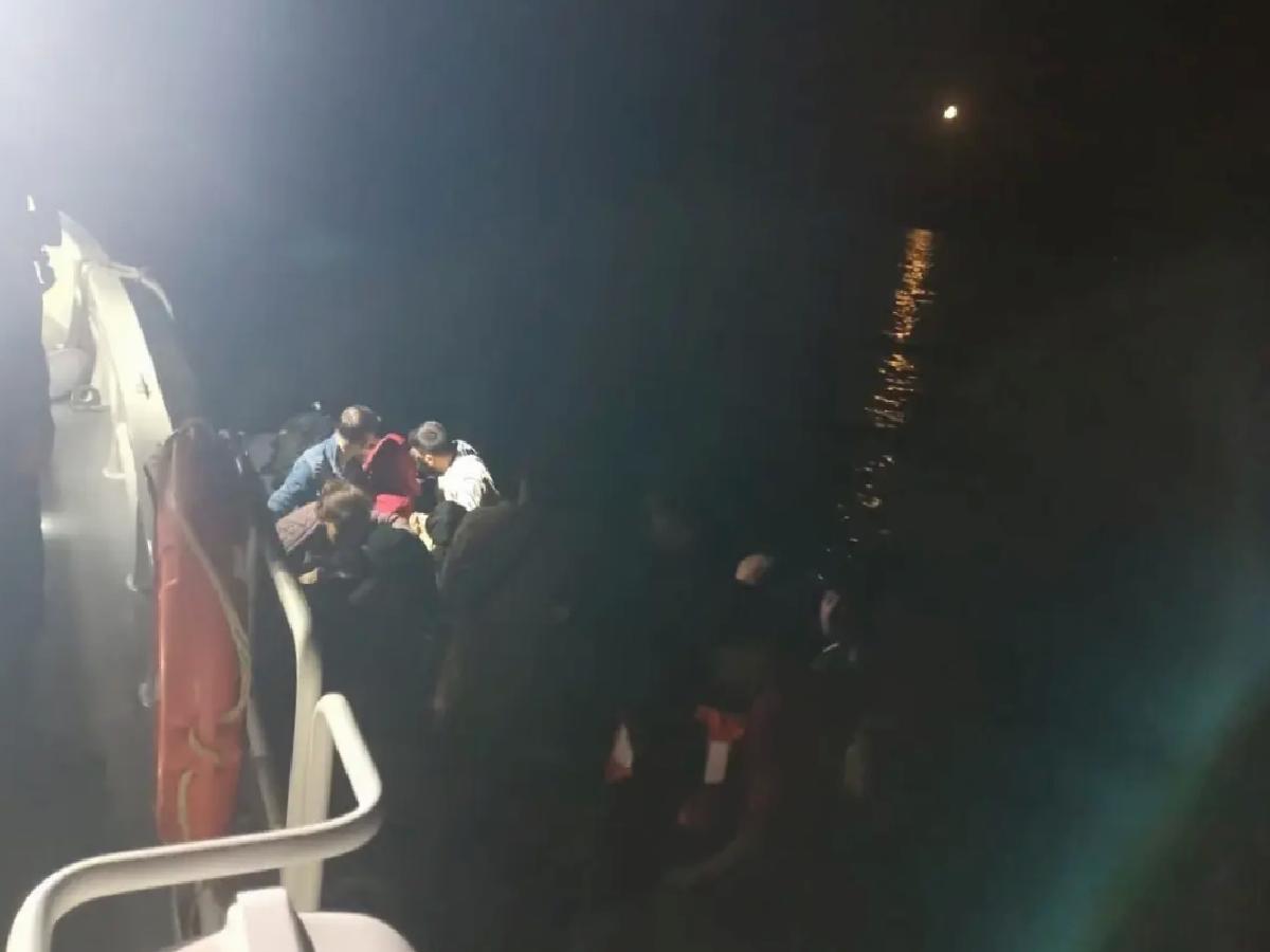 Ayvalık’ta 43 Sistemsiz Göçmen Yakalandı