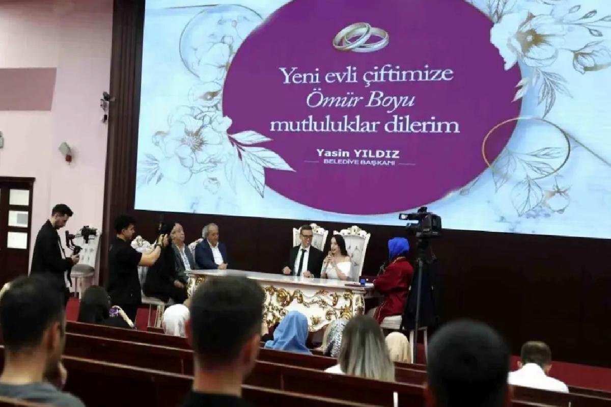 Bağcılar’da 05.05.2025’te Evlenmek İçin Sıraya Giren Çiftler Akın Etti