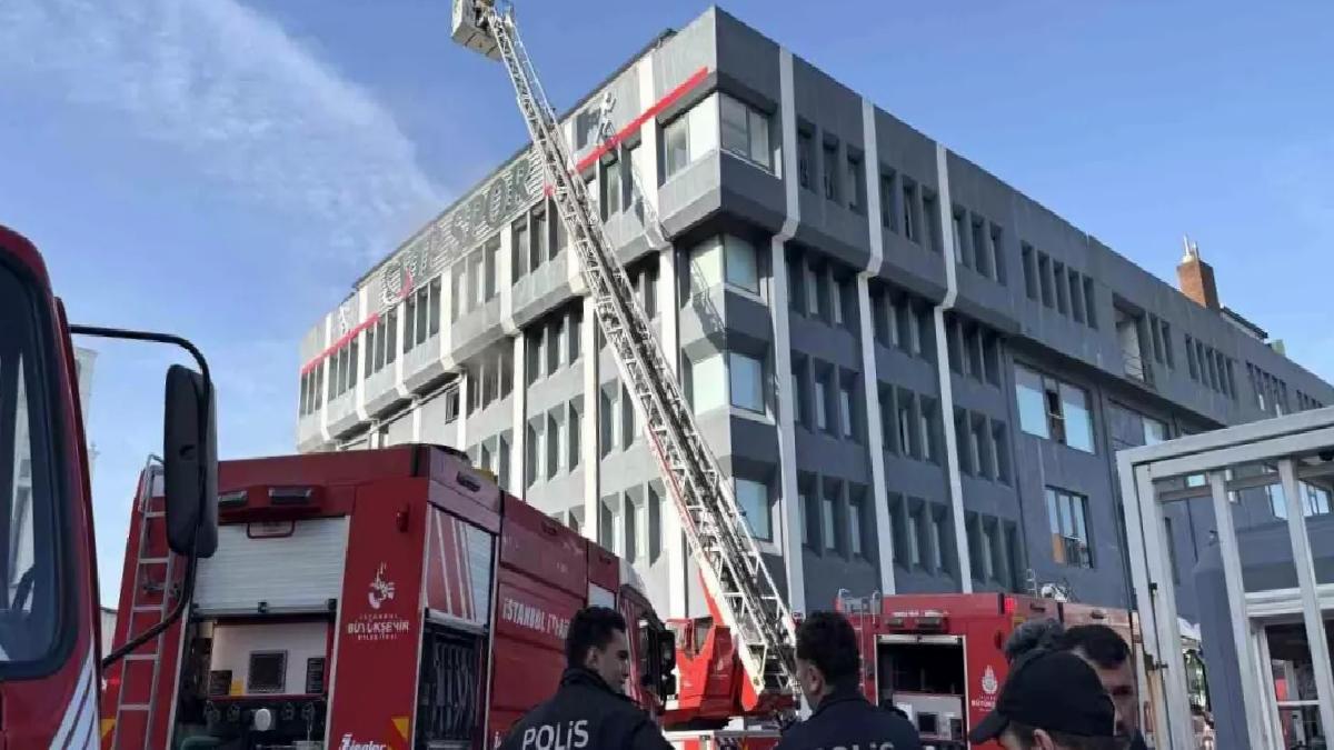 Bağcılar’da Dokumacılık Fabrikasında Yangın