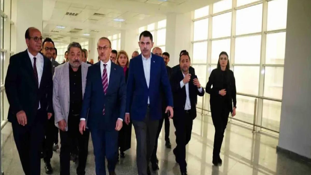 Bakan Kurum, AK Parti Malatya Vilayet Lideri’nin sıhhat durumu hakkında bilgi aldı