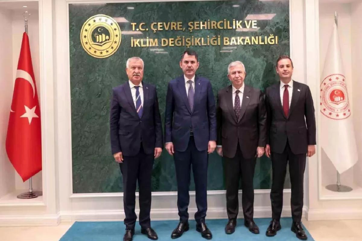 Bakan Kurum, Yerel Yönetimlerle İş Birliğini Vurguladı