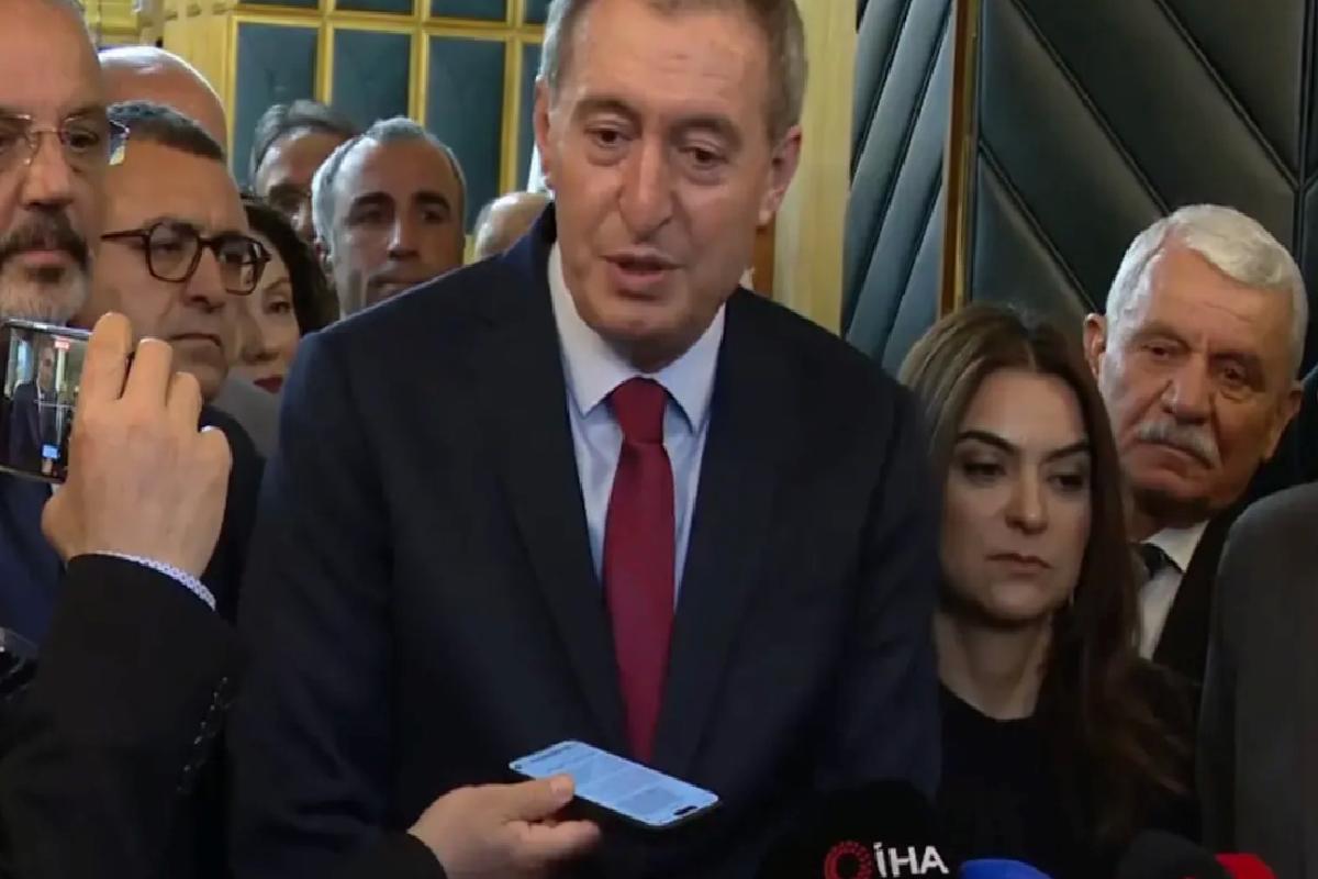 Bakırhan: Cezaevindeki yüz binlerle ilgili yasal adımlar olmadan da kimi şeyler yapılabilir