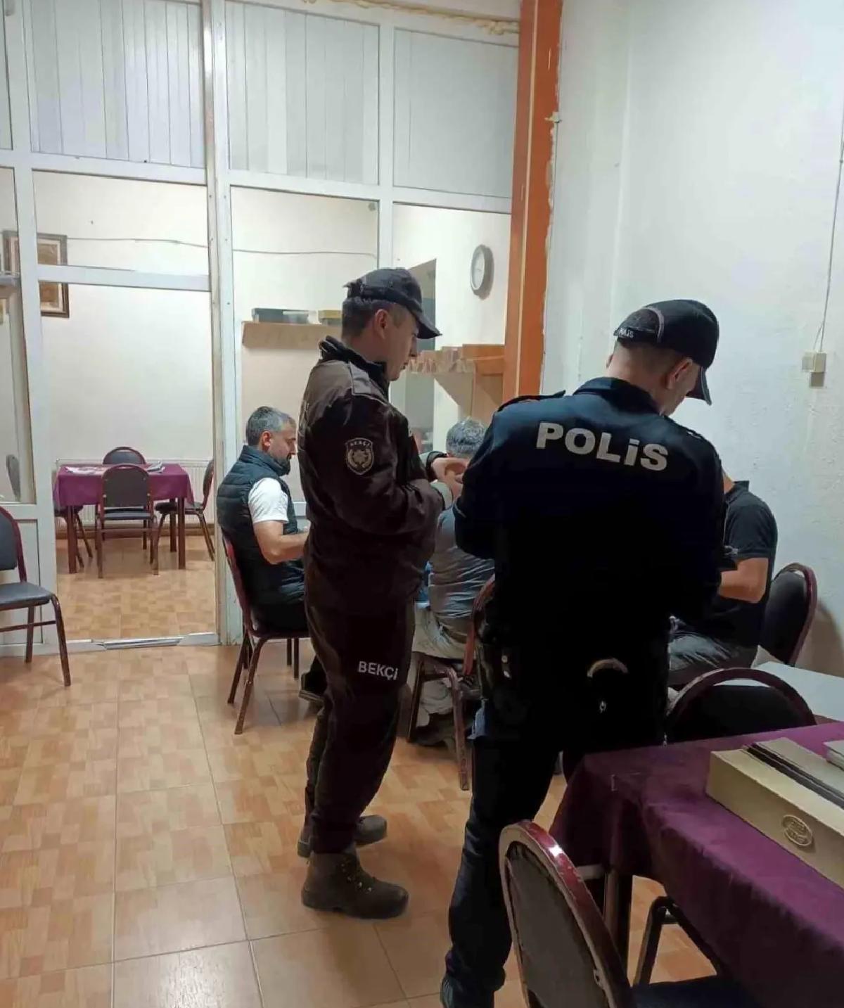 Balıkesir’de 51 Aranan Şahıs Yakalandı